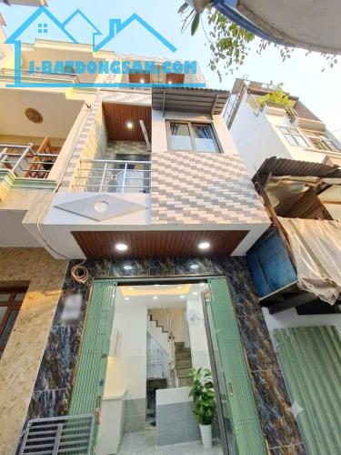 Nhà mới 2 lầu/2PN hẻm 764 Nguyễn Duy P12Q8, Giá : 2.79 Tỷ (Thương lượng)