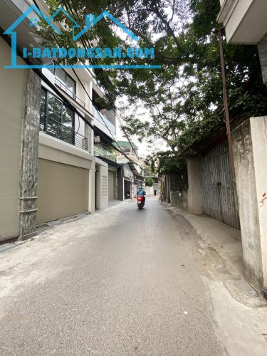 Nhà Mới, Thiết Kế Ở Thực - Thang Máy 6T, Gara 7 Chổ, Gần Aeon Long Biên, Tiện Ích Gần Nhà