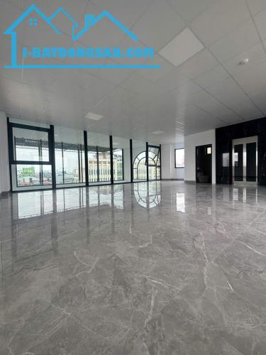 TÒA BUILDING LÔ GÓC MẶT PHỐ LÂM HẠ 145M, 10T, MT8M, DÒNG TIỀN KHỦNG, GẦN CẦU TRẦN HƯNG ĐẠO