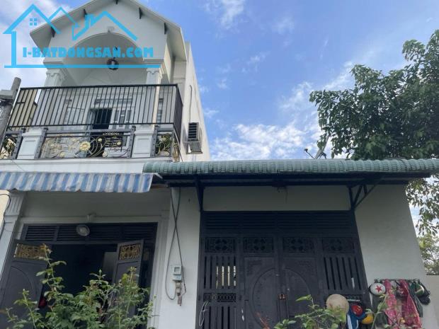 NHÀ CẤP 4 NGANG 4,6M – XE HƠI NGỦ TRONG NHÀ – GIÁ CHỈ 4,35 TỶ