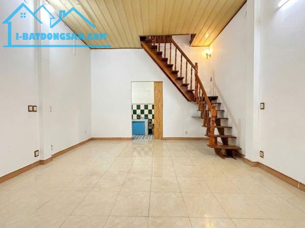 Nhà Tân Bình – Nguyễn Hồng Đào, 2 tầng ở ngay – KD, ngang gần 5m – 76m2 – hơn 4 tỷ nhẹ