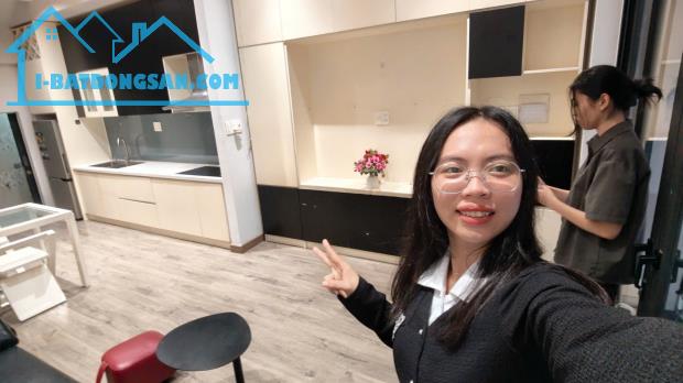 Nhà mới đẹp tặng full nội thất sát Hoà Bình, 40m2, 3 tầng mà chỉ 4Đ lớn