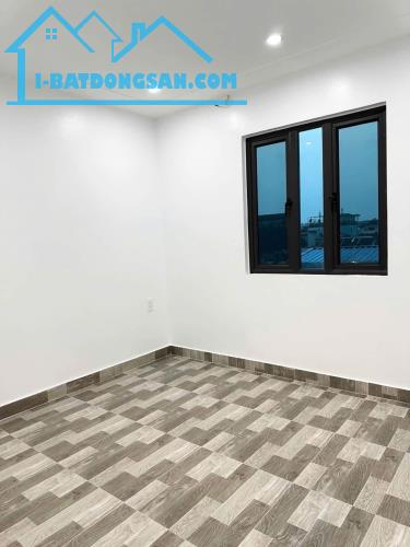 Ban nhà phố Đình Đông giá hơn 2 ty nhà xây mới tinh