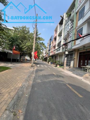 Mặt tiền Bông Sao đối diện công viên 4x16 Hoàn công đủ 4 tầng - 0931172218