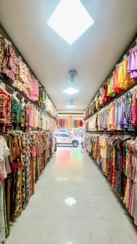 Nhà Tân Bình - Lạc Long Quân, 4 tầng ở ngay - KD, ngang 5m - dài 17m - hơn 19 tỷ.