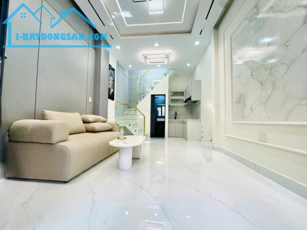 Nhà Tân Bình ngay Bàu Cát - Hà Bá Tường, 2 tầng ở ngay - ngang gần 4m - 50m2 - hơn 4 tỷ.