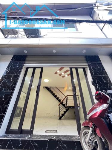 Nhà phố Tô Hiệu 34m2*2 tầng - 2tỷ45 ngõ thông, nông, kinh doanh nhỏ ô tô đỗ gần.