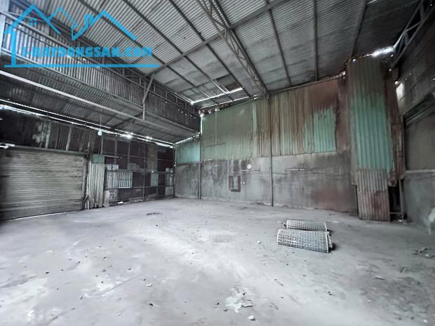 Bán kho xưởng có điện 3 pha đường tải 8 tấn, Hố Nai 3, Trảng Bom, 410m2, giá 3 tỷ 700.