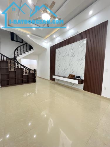 B.ÁN NHÀ MẶT PHỐ PHƯƠNG LƯU – 70M - 4 TẦNG