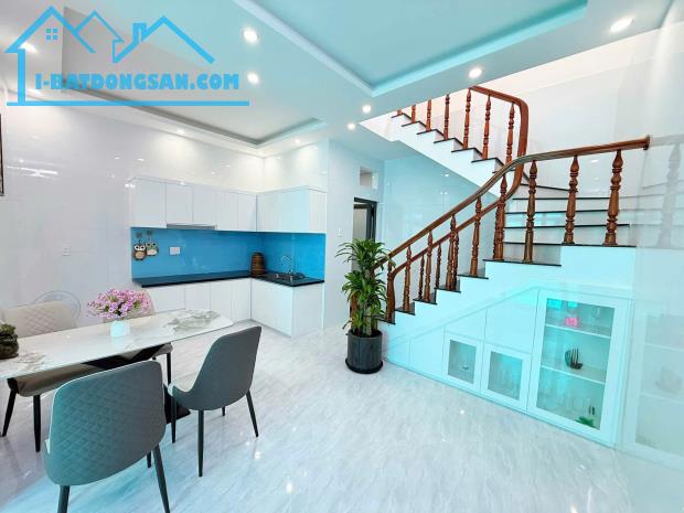Bán nhà mới đẹp đường Trần Phú, Phường Vũng Tàu. Vị trí ngay trung tâm TP