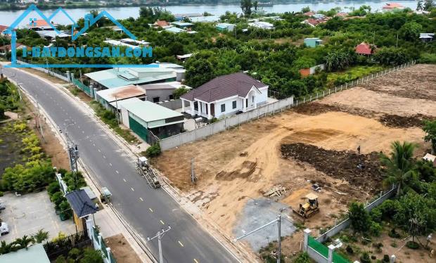 2 LÔ ĐẤT 214M2 (8,6X25) LIỀN KỀ NGAY MẶT TIỀN HƯƠNG LỘ 15 CHỈ 1 TỶ 300 TRIỆU THƯƠNG LƯỢNG