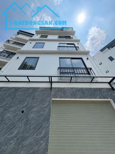 🏠 Chỉ 5 Tỉ, Nhà Mới Bát Khối, Ô tô Đỗ trước Nhà, Ngõ Rộng, 40m x 5 tầng, Tiện ích Vô vàn