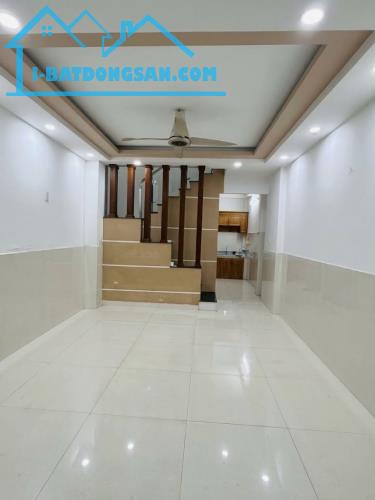ĐƯỜNG SỐ 8 SÁT AEON TÂN PHÚ- NHÀ ĐÚC 2 TẦNG - HẺM Ô TÔ 6M THÔNG - 44M2 (4x11). CHỈ 4 TỶ XX