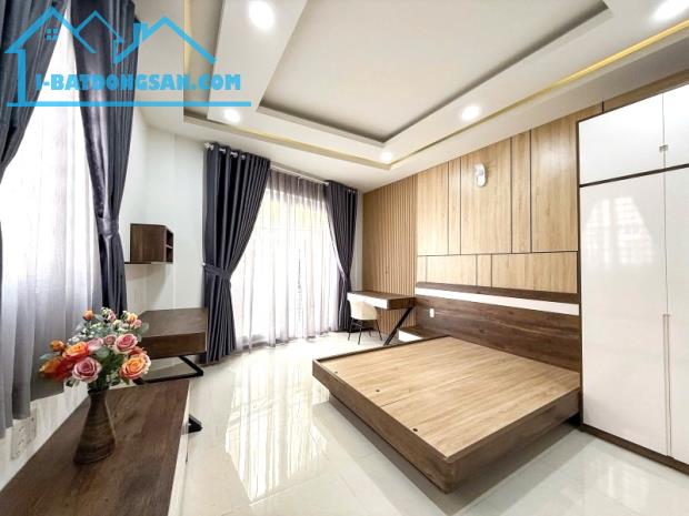 Bán nhà Phan Xích Long, Mới - Đẹp, 4 x 8 m2, Nhỉnh 7.x T-ỷ (TL).