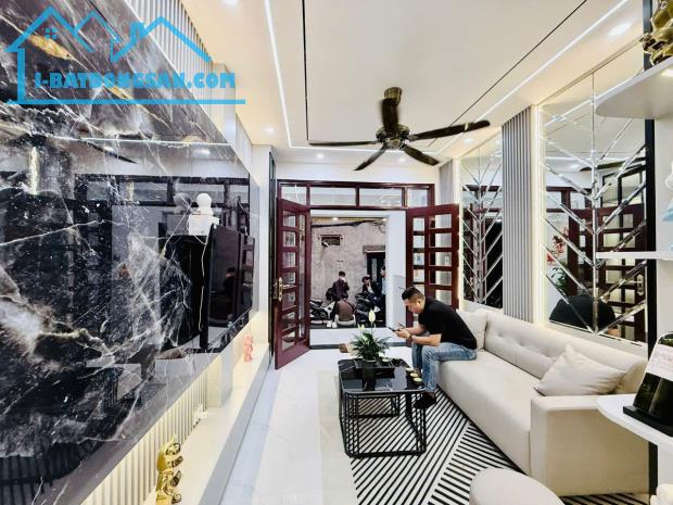 B.á.n nhà phố Hồng Mai- Lô góc -Quận Hai Bà Trưng- DT40m2x4T full nội thất về ở luôn