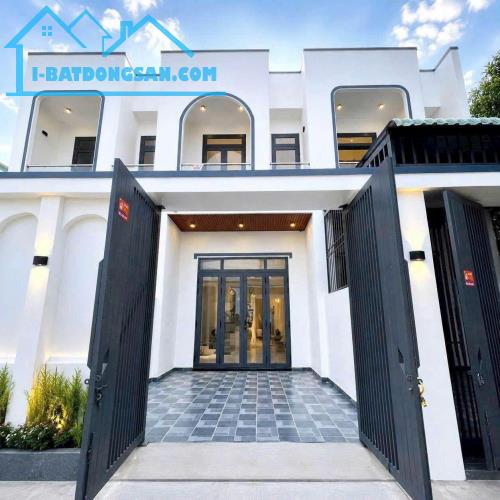 NHÀ LẦU Phường PHƯỚC TÂN - CAM KẾT KHÔNG NGẬP – CHỈ 700 TRIỆU SHR ĐÃ HOÀN CÔNG🔥