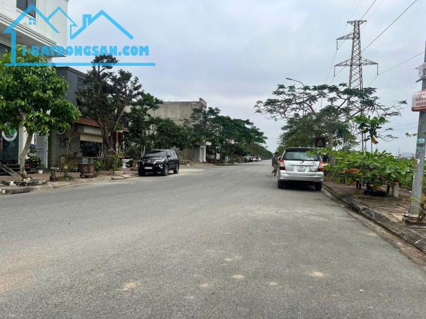 LÔ ĐẸP TĐC ĐỒNG THÁI, NGAY CẠNH TRƯỜNG HỌC | 81m² ĐƯỜNG 11M giá chỉ 3,3x tỷ LH 0979087664
