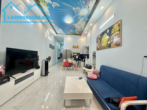Bán nhà 50tr/m2 ngay KĐT Vạn Phúc QL13 - 130m2, 3PN, HXH đỗ cửa, chỉ 6.9 tỷ