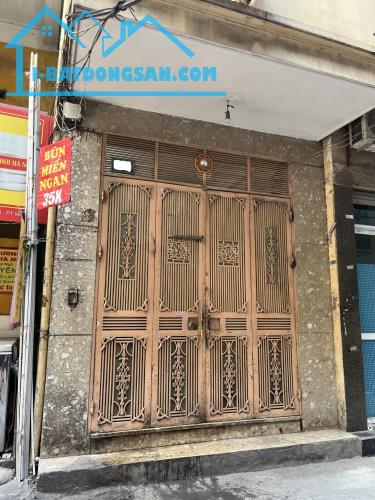 Bán nhà trung tâm Đống Đa - 38m² - Mặt ngõ thông - Ô tô - Giá 9.X tỷ