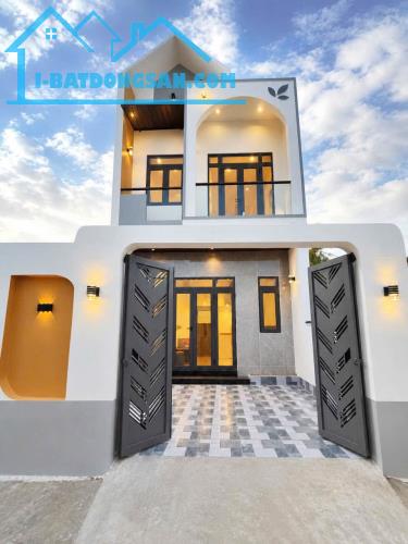 Nhà 1 Trệt 1 Lầu thanh lý nhanh giá 1 tỷ 050 Triệu - Gần cầu an lạc bình tân
