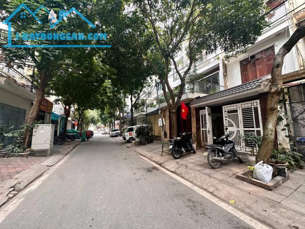 BIỆT THỰ TRUNG VĂN, DT 80M2, 4 TẦNG, GIÁ BÁN 23 TỶ- KHU VỰC TRUNG TÂM - Ở HAY CHO THUÊ VĂN