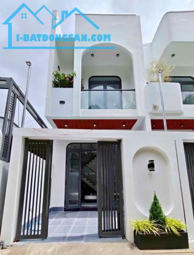 🍀 Cần Tiền Về Quê Bán Nhanh Căn Nhà Trệt Lầu Mới Xây Cuối Đường Đồng Khởi
