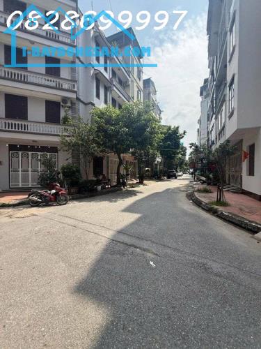 CHÍNH CHỦ GỬI BÁN TÒA NHÀ PHỐ TÔN ĐỨC THẮNG – ĐỐNG ĐA 8 TẦNG THANG MÁY, LÔ GÓC, Ô TÔ