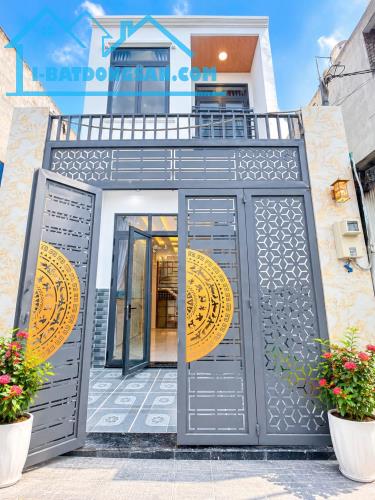 Duy nhất 1 căn bán gấp giá ngộp 1 Tỷ 020 triệu - Đường Hồ Ngọc Lãm Bình Tân