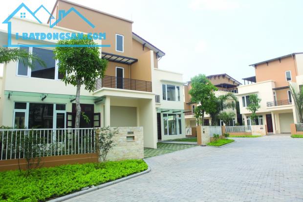 Nhà Vườn Việt Hưng Long Biên 35 tỷ 105m ô tô vỉa hè