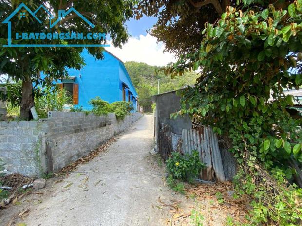 BÁN GẤP 1.136M ĐẤT VƯỜN + THỔ CƯ, ĐỐI DIỆN VINHOMES CAM RANH CÁCH VỊNH CHỈ 100M! GIÁ 4TR50