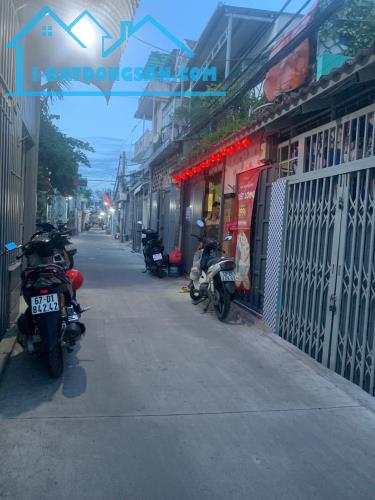 Nhà Bè - Huỳnh Tấn Phát - 2 tầng 5 PN - 💰 4.5 tỷ TL