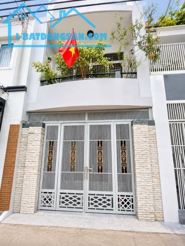 Quận 7 - Võ Thị Nhờ - Nhà 2 tầng 3 phòng ngủ -💰 7,5 tỷ TL