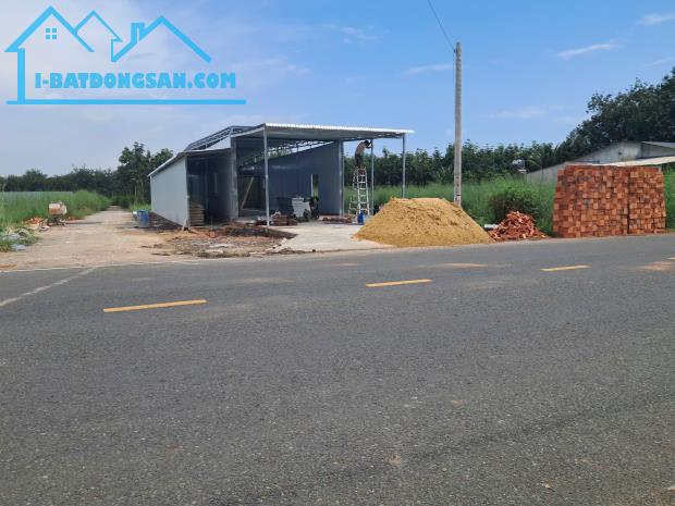 Chính chủ bán đất 176m² trung tâm Chơn Thành, kế bên nhà mới xây
