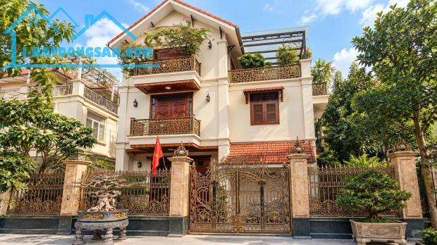 Anh Tuấn bán Gấp biệt thự KĐT Geleximco Lê Trọng Tấn gần Vinhomes Smart City 260m2 chỉ 3x