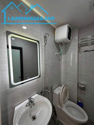 Bán Nhà Phố Nguyễn Ngọc Nại - 45m2 x 7 tầng, 11 phòng, thang máy, oto đỗ cửa, Nhỉnh 12 Tỷ