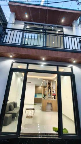 Bán 3 căn nhà đẹp, hẻm xe hơi - Vị trí thuận tiện - Giá hơn 5 tỷ, 6 tỷ, còn thương lượng