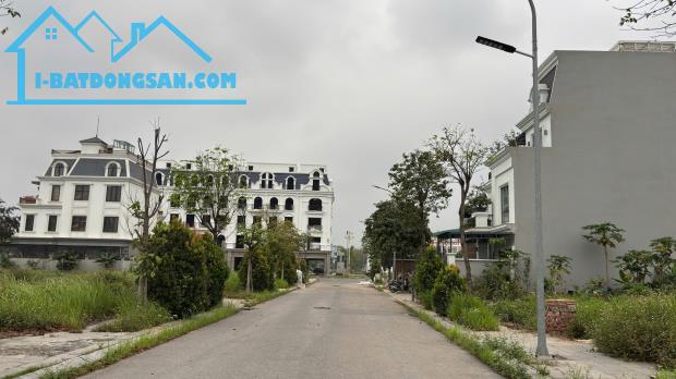 Bán lô 200m2, mt 10m hướng Đông Nam KĐT Bắc Đầm Vạc, Vĩnh Yên lh_0987673102