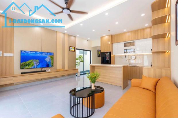 Bán nhà mới đẹp đường Mạc Đỉnh Chi, P.4, TP. Vũng Tàu