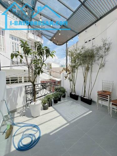 NHÀ MỚI FULL NỘI THẤT LUXURY HUỲNH TẤN PHÁT QUẬN 7, 3 TẦNG SÂN THƯỢNG, 66M2, GIÁ 5.X TỶ