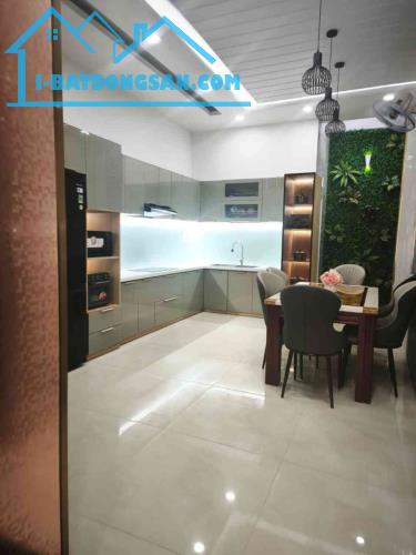 BÁN NHÀ HẺM 8M VỪA Ở VỪA KINH DOANH - MỞ VĂN PHÒNG CÔNG TY - NHÀ VỊ TRÍ CỰC ĐẸP GẦN CHUNG