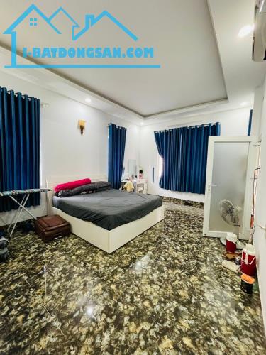 Căn nhà 5 tầng _ 373 Lý Thường Kiệt - Xe tải đậu cửa - Giá 10,5 tỷ