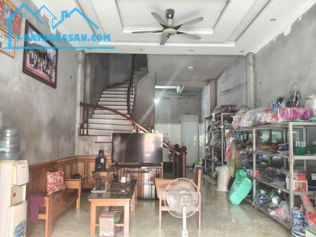 Cần bán nhà 3T, 133m2, mt8m, 14 tỷ, Tiên Dương, Đông Anh, ô tô, KD, đa tiện ích.