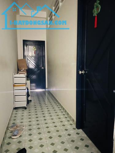 Ngay mặt tiền Lê Quang Định, Bình Thạnh. 4 tầng 130m2 bán chỉ 15 tỷ.