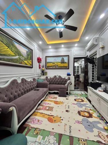 BÁN NHÀ TRƯƠNG ĐỊNH – HOÀNG MAI, PHÂN LÔ ĐẸP, DIỆN TÍCH RỘNG, Ô TÔ ĐỖ CỬA, KD VĂN PHÒNG.