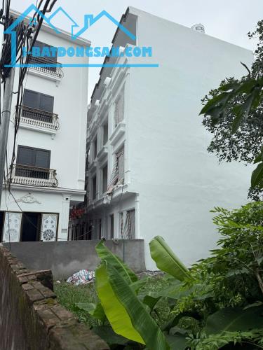 🔥🏡 chỉ 2.x tỷ - NHÀ 4 TẦNG- 3PN – Ô TÔ ĐỖ CỬA – gần DA VIN CAO VIÊN 🏡