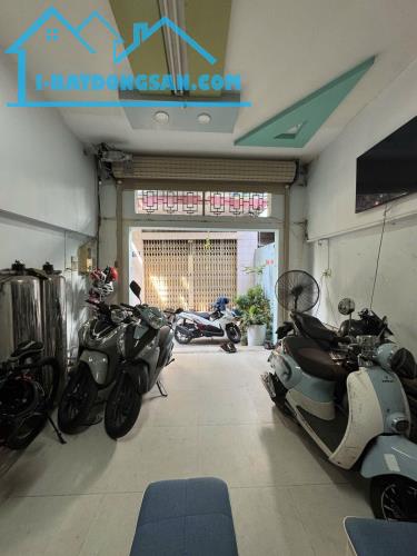 NHÀ 3 TẦNG, NGANG 4M, DIỆN TÍCH CÔNG NHẬN 64M² TẠI TRỊNH ĐÌNH TRỌNG