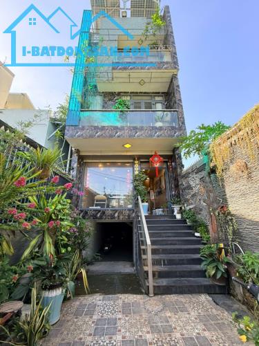 Vip - Phú Hữu - 5 tầng - 124m2 - nhỉnh 9 tỷ