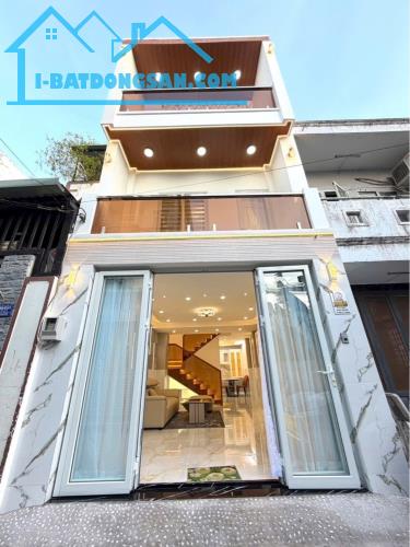 Bán nhà 3 tầng 4x15m hẻm 5m thông thoáng sát Lotte trung tâm Q7 chỉ 7tỷ