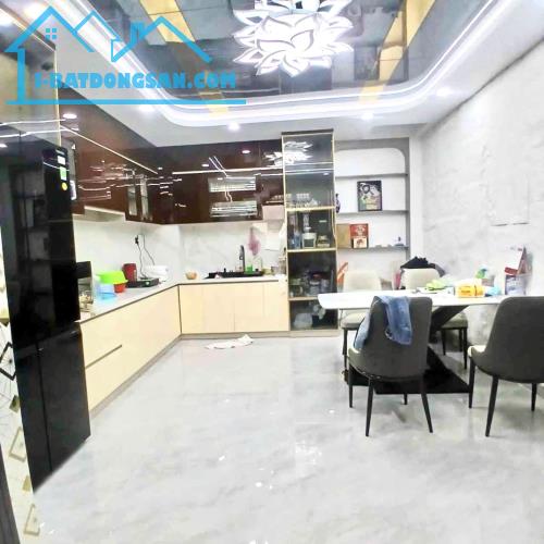 ❤️‍🔥Khu phân lô VIP Hương Lộ 2 - đường 6M oto thông - 5tầng 5PN hoàn công đủ - nhỉnh 7 TỶ
