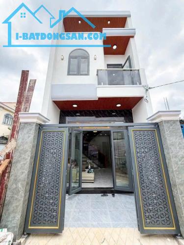 Bán nhà 1 trệt 1 lầu đường Ôtô, gân trường Mầm Non Song Khuê, Bửu Hòa, 61m2, giá 3 tỷ 200.